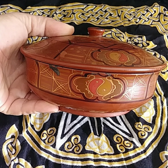 VINTAGE 70s Retro Yin and Yang Detailed Round Box🔥 - Picture 8 of 8